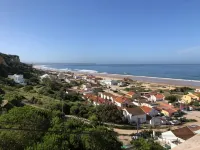 Fonte da Telha Beach Hostel Hôtels à : Charneca de Caparica e Sobreda