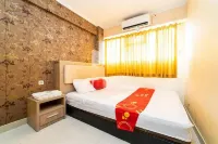 RedLiving Apartemen Sentra Timur Residence - Myroom id Tower Green Hotel dekat Universitas Gunadarma Kampus J5