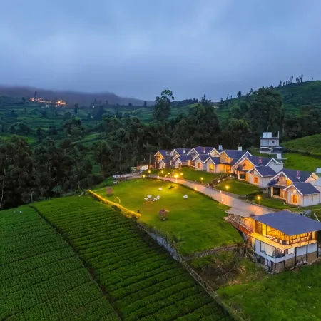AJ Gable Clouds Ooty by Voye Homes - Serene Stay Near Avalanche Emerald Lake