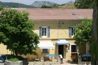 Logis Grand Hotel Bain Hotels in Trigance