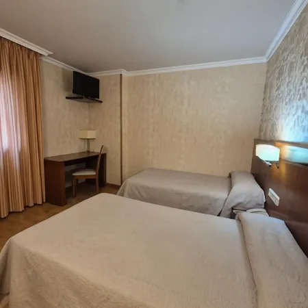 Hotel Hhb Pontevedra Confort