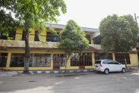 RedDoorz @ Panglima Sudirman Probolinggo