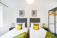 REDWOOD STAYS의 울람프턴 드라이브 하우스