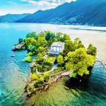 Spectacular penthouse with lake views in central Brissago