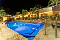 The Shrub Lodge - piscine