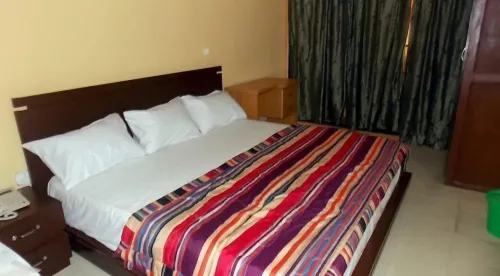 SureRest Hotel & Suites - 3 Sao