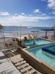 Miami Heat Beach Resort - Beach