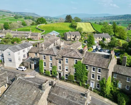 Middle House Hotels in Leyburn