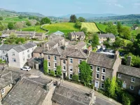 Middle House Hotels in Leyburn