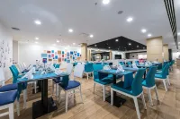 Park Inn by Radisson Ankara Cankaya - Uima-altaat