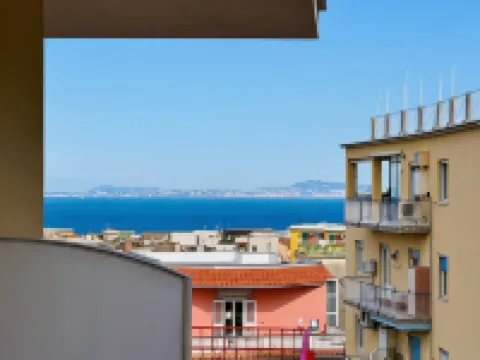 YourHome - Il Pino Rooms & Apartment Hoteles en Meta