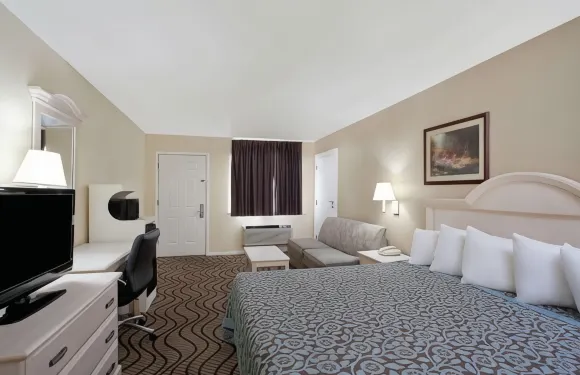 克爾維爾戴斯酒店