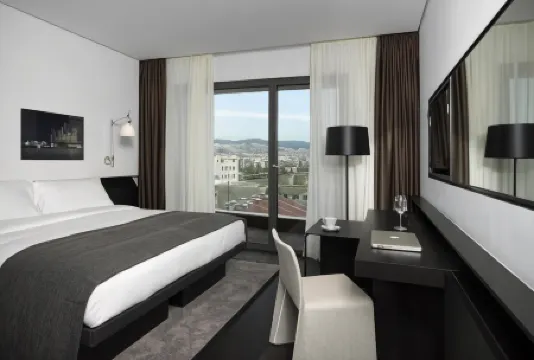 The Met Hotel Thessaloniki, a Member of Design Hotels