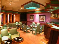 Segovia Regency Hotels near Juarez