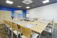 Kyriad Paris Ouest - Bezons la DÉFENSE Hotels in Bezons