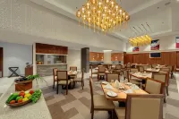 The Fern Sattva Resort Dwarka, Series by Marriott - Frühstück