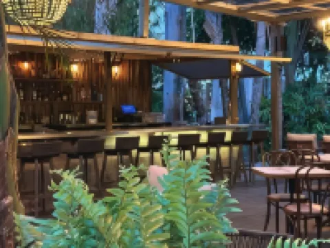 ไมอามี ริเวอร์ อินน์ บาย เรนซซี โรงแรมในไมอามี