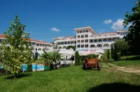 Lazur 1-5 Apartments Complex Hotels in Sveti Vlas