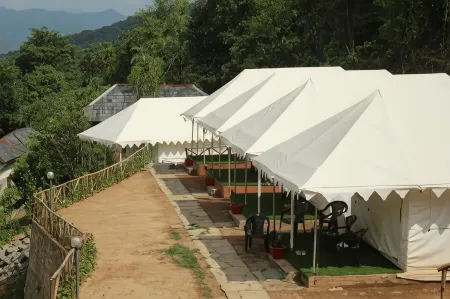 Billing View Camp and Mud Houses,Bir