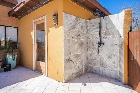 The Tubac Alegria Retreat