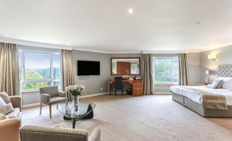 Stoke By Nayland Hotel, Golf & Spa - Housity