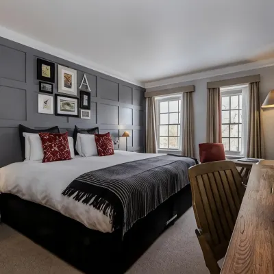 The Alexander Pope Hotel Hotels near Twickenham Library