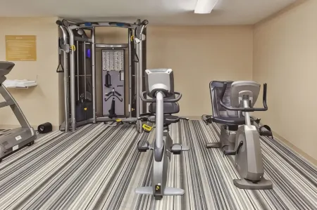 Sonesta Simply Suites Irvine Spectrum Отели рядом с достопримечательностью «The Village at Irvine Spectrum Center»