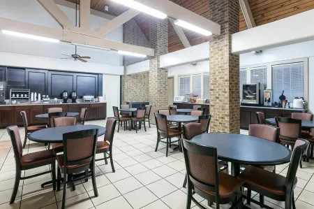 Hawthorn Extended Stay by Wyndham Richardson Отели в г. Ричардсон