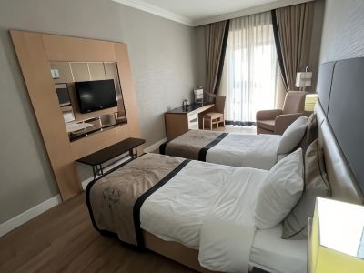 Darkhill Hotel