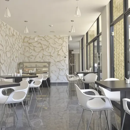 La Maison Royale - WESTLANDS