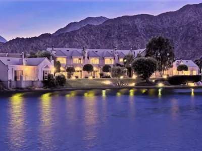ليك لا كوينتا إن Hotels near La Quinta Library
