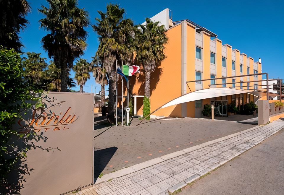 hotel overview picture