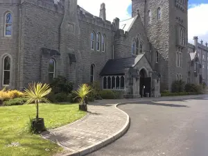 Kilronan 4 Bed House on Castle Grounds