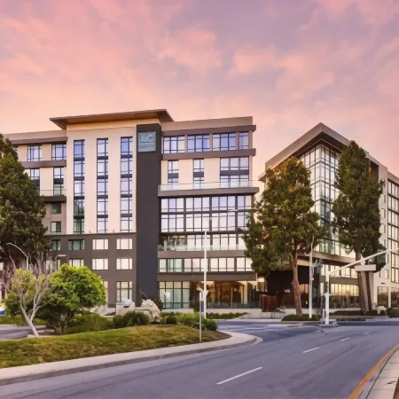 AC Hotel Sunnyvale Moffett Park Отели рядом с достопримечательностью «Amazon Lab126»