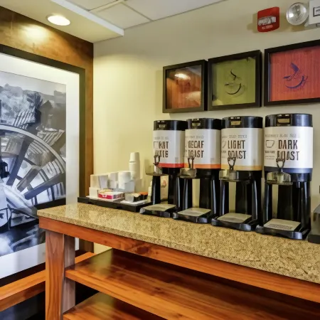 Hampton Inn Cincinnati-Airport South Отели в г. Флоренция