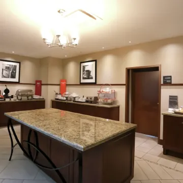 Hampton Inn & Suites by Hilton Laval