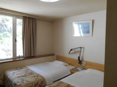 Hotel Kawacho Hotels near Hondo Suwa Shrine