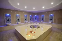 Azka Hotel - spa