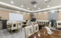 Central Tourist Hotel Hotels in Gwacheon