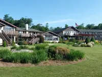 Switzerland Inn Hotels in Mitchell County