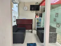 Hotel Srikandi Jogonalan Các khách sạn ở Manisrenggo