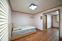 Samcheok Noran Pension - ที่มีที่จอดรถ
