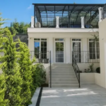 The White Residence