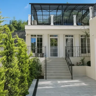 The White Residence - homestay