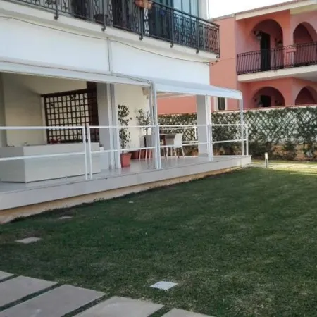 Apartment in Villa - Air Conditioned - Wi-fi - Near the Sea