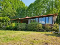 Jinan Demiseam Lake Pension