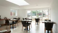 Park Lodge Hotels in Farnborough