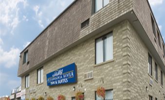 Petawawa River Inn & Suites