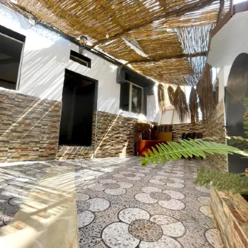 Eco Bay Surf Camp