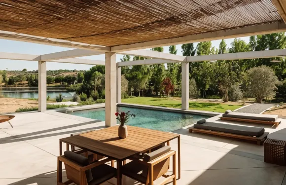 蘭德葡萄園酒店